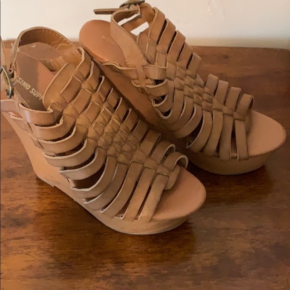 Wedges - Picture 2 of 4